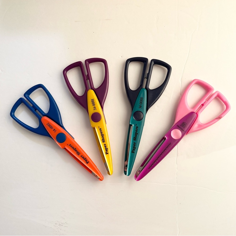 Vintage Paper Shaper Scissors 4 Piece Bundle Crafting Supplies - Picture 4 of 4